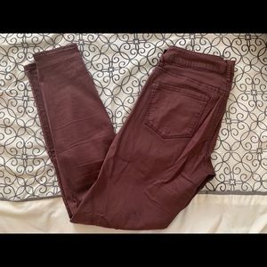 Skinny maroon pants